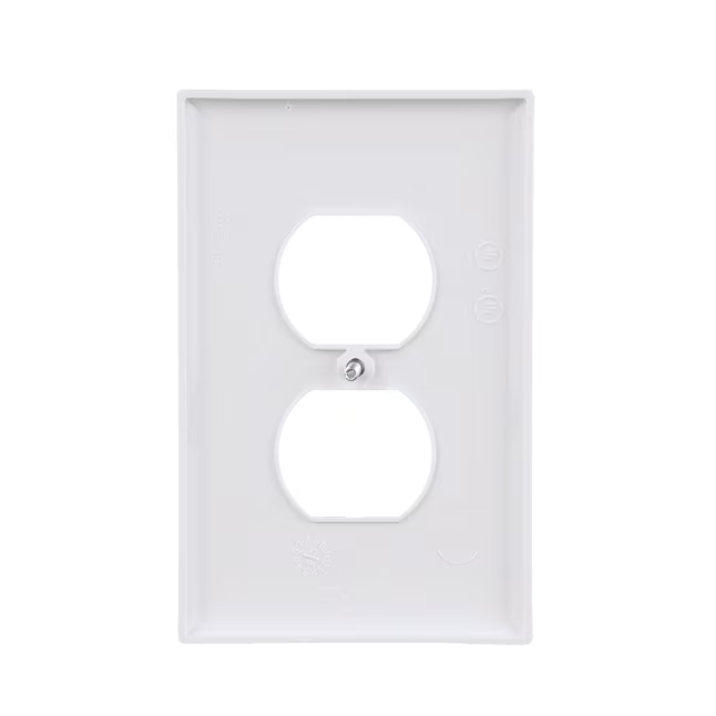 Eaton 1-Gang Midsize White Polycarbonate Indoor Duplex Wall Plate