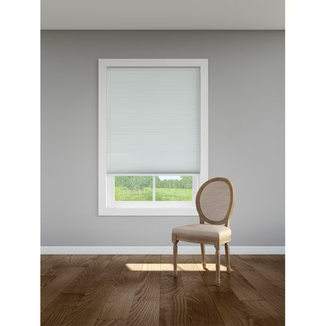 LEVOLOR 30-in x 72-in Snow Blackout Cordless Cellular Shade