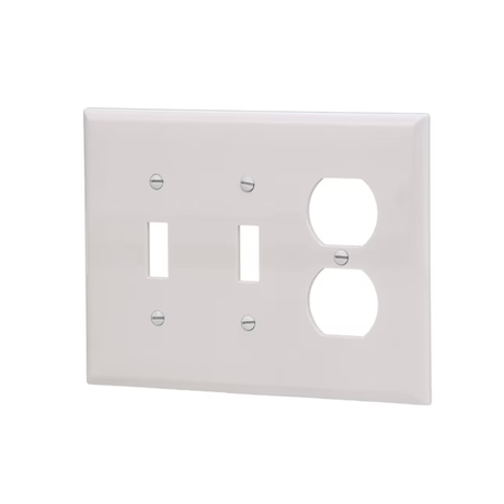 Eaton 3-Gang Midsize White Polycarbonate Indoor Toggle/Duplex Wall Plate