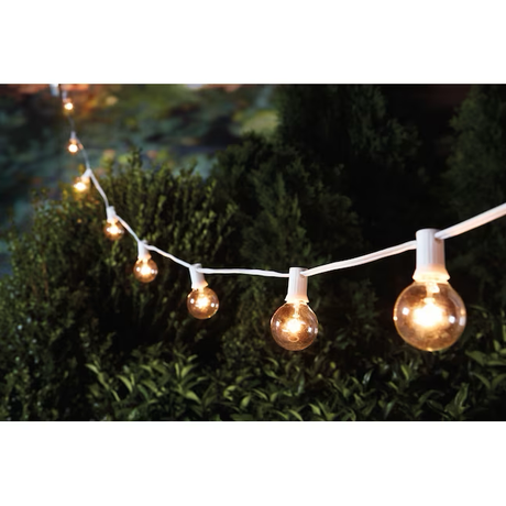 Harbor Breeze 28-ft Plug-in White Outdoor String Light with 25 White-Light Incandescent Globe Bulbs