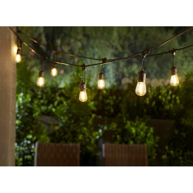 Harbor Breeze - Cadena de luces para exteriores, color negro, enchufable, de 24 pies, con 12 bombillas LED Edison de luz blanca