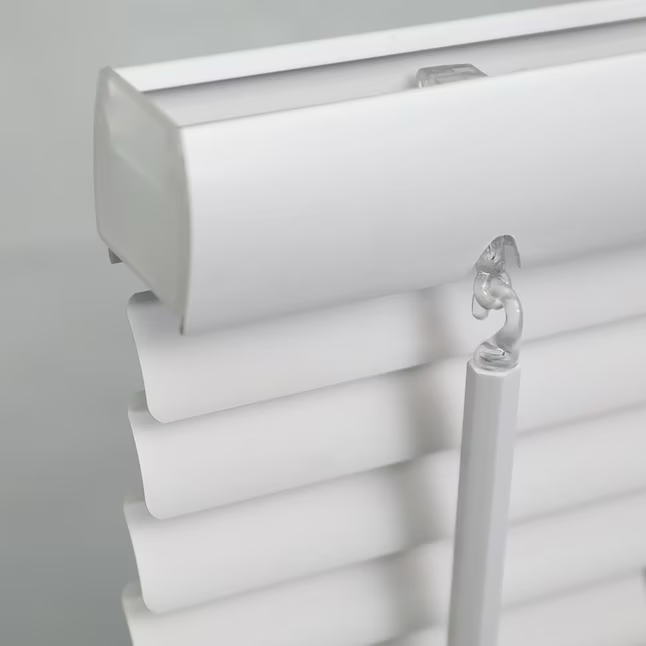 Project Source Light Filtering 1-in Slat Width 23-in x 72-in Cordless White Vinyl Light Filtering Mini-blinds