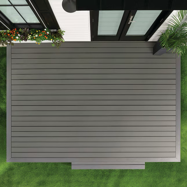 Trex Enhance Basics Tabla para terraza compuesta ranurada de concha de almeja de 12 pies