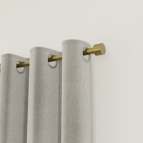 Style Selections Lola Barra de cortina simple de acero dorado cepillado de 48 a 84 pulgadas con remates