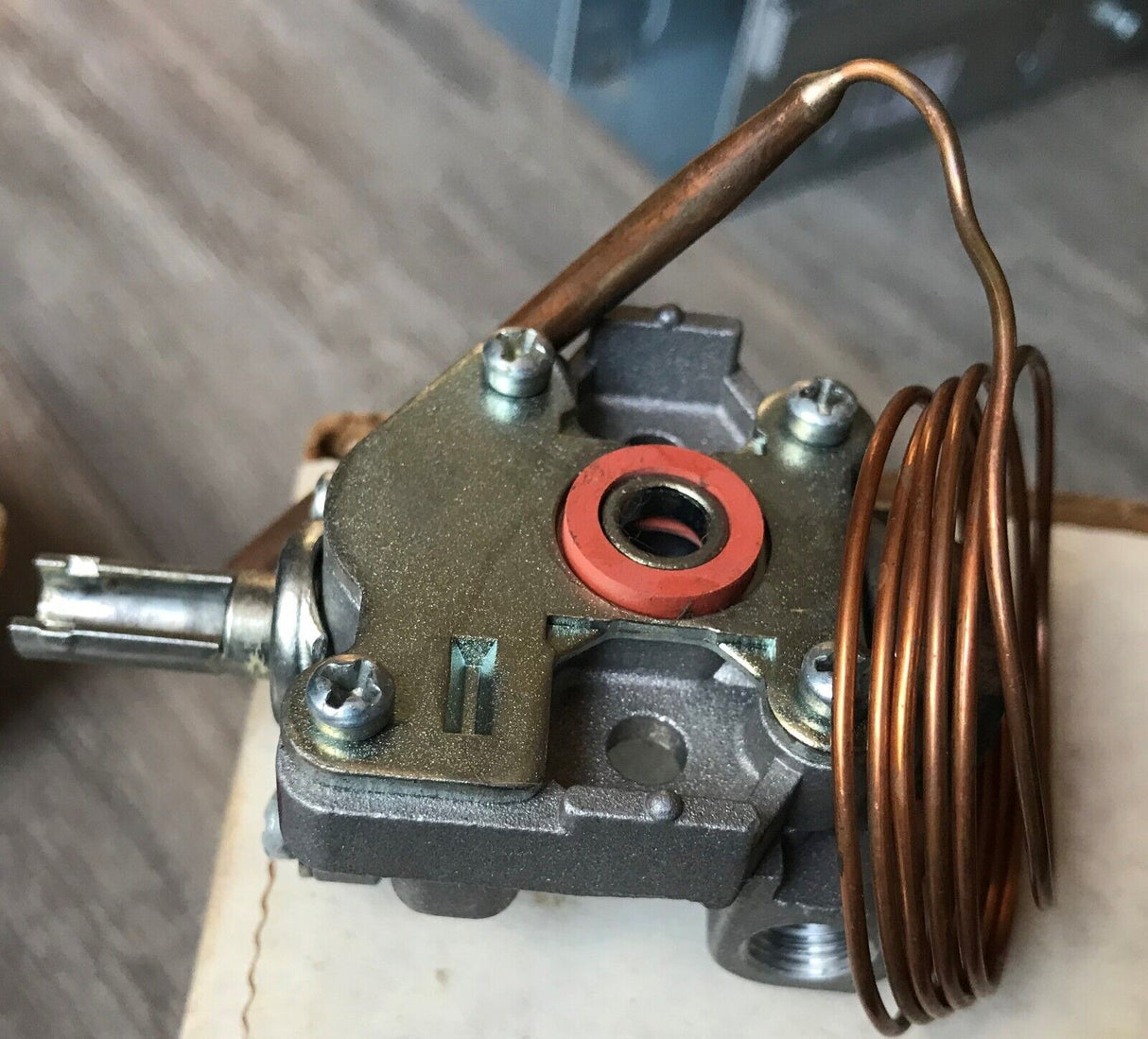 Robertshaw 4750-009 Domestic Gas Thermostat