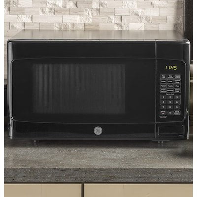 GE 1.1-cu ft 950-Watt Countertop Microwave (Black)