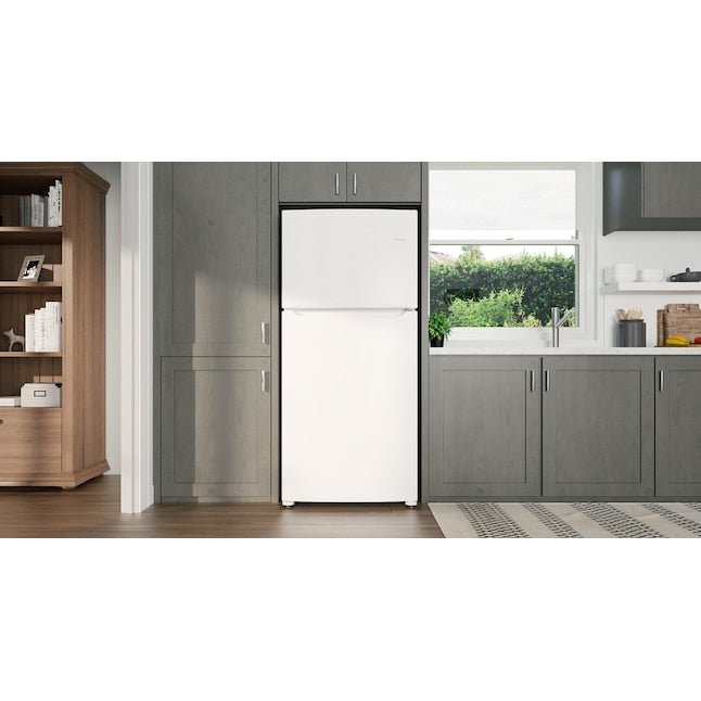 Frigidaire Refrigerador con estante de alambre con congelador superior de 18.3 pies cúbicos (blanco) 