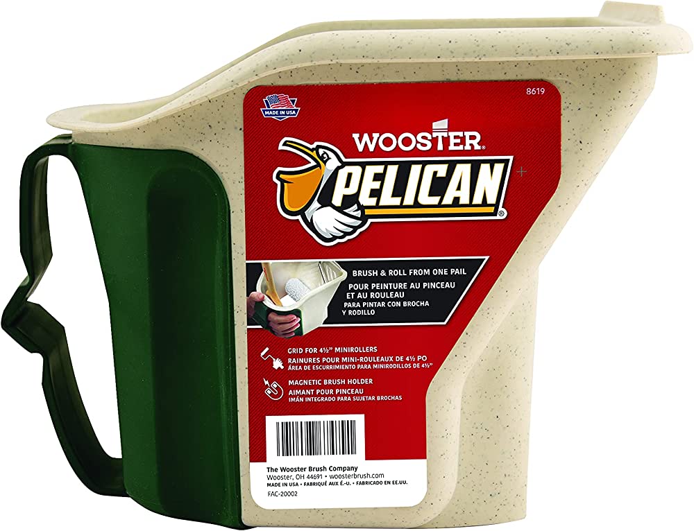 Wooster 1 qt. Pelican Hand-Held Pail with Brush Magnet